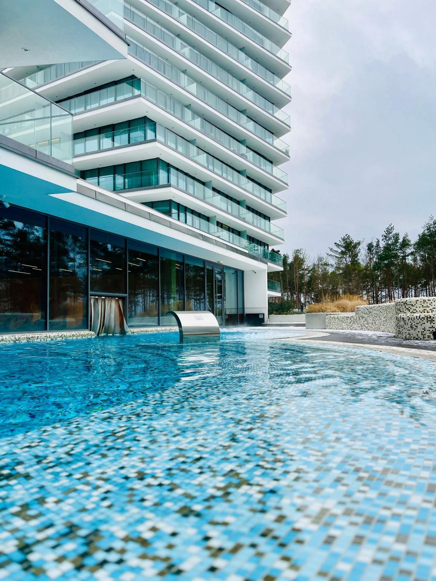 Wave Apartment Tyballtic 7Th Floor With Two Bedrooms And Sea View! Miedzyzdroje Exterior photo